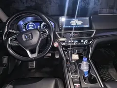 2022 Honda Accord 260TURBO Premium, чёрный — фото 5