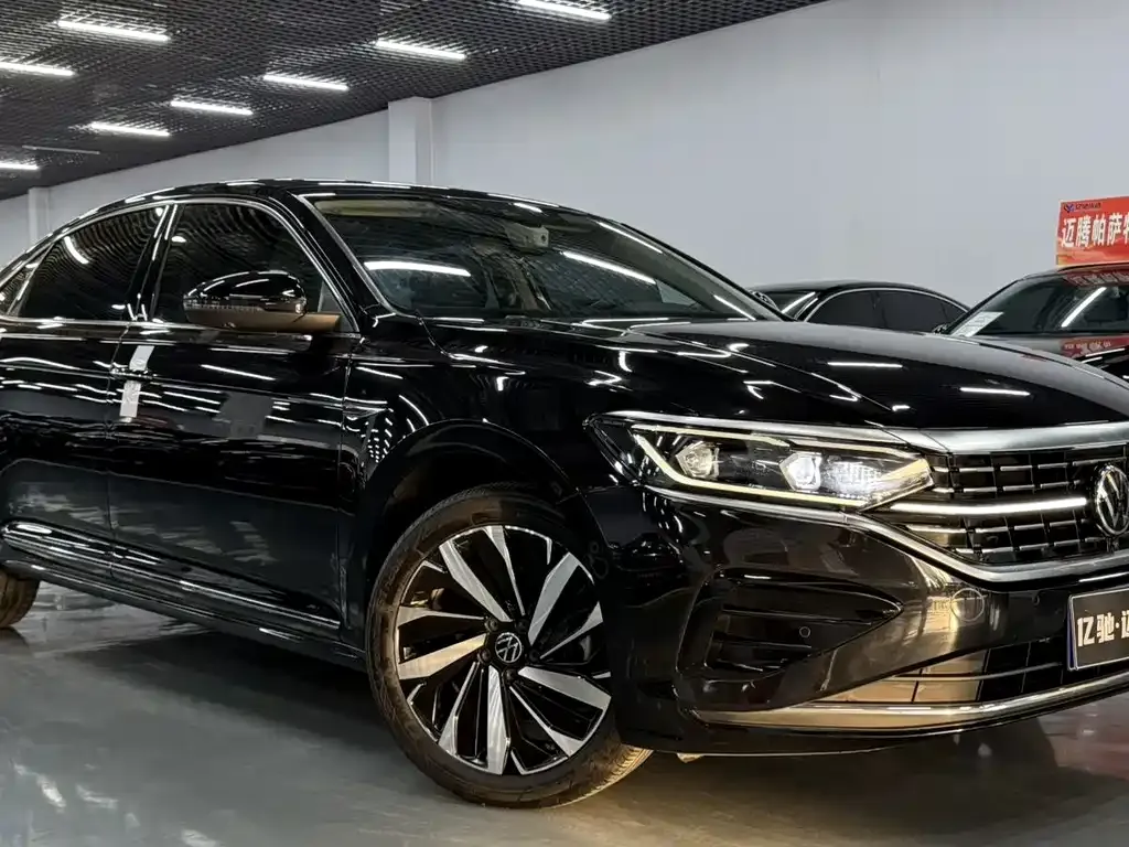 2022 Volkswagen Passat 330TSI Premium