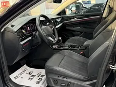 2022 Volkswagen Passat 330TSI Premium, чёрный — фото 7