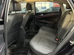 2022 Volkswagen Passat 330TSI Premium, чёрный — фото 8