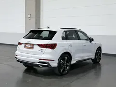 2022 Audi Q3 45 TFSI quattro Fashion Sport, белый — фото 2
