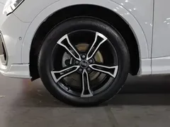 2022 Audi Q3 45 TFSI quattro Fashion Sport, белый — фото 17