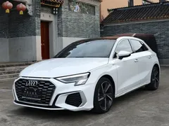 2023 Audi A3 Sportback 35 TFSI Fashion Sport, белый — фото 1