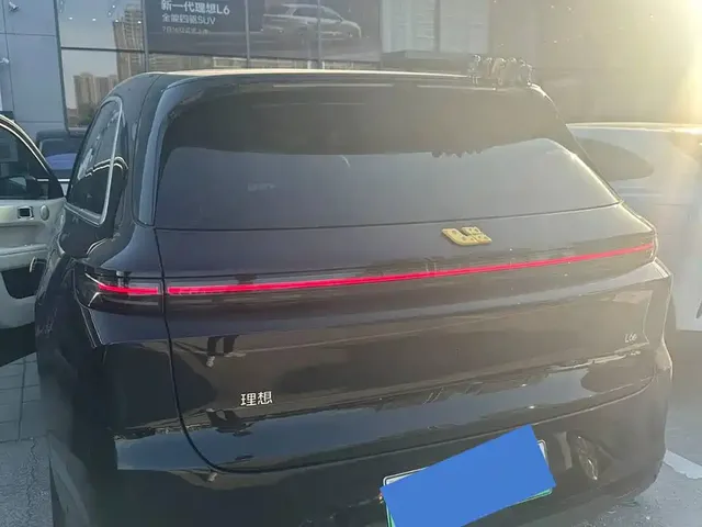 2024 Li Auto L6