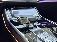 2021 Audi Q7 55 TFSI quattro S line Sport, чёрный — фото 8