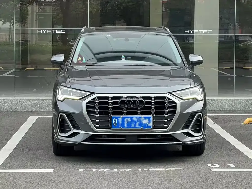 2022 Audi Q3 40 TFSI Fashion Dynamic