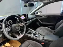2022 Audi A4L 40 TFSI Fashion — фото 11