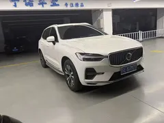 2024 Volvo XC60 4WD Luxury, белый — фото 3