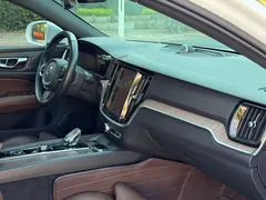 2022 Volvo S60 B4 Luxury, белый — фото 12