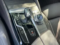 2021 BMW 5 Series 530Li Premium Luxury Package, белый — фото 7