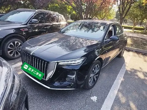 2025 Hongqi H5 PHEV 130