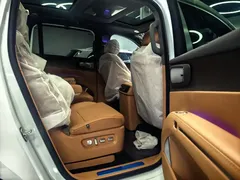 2026 Leapmotor D19 EREV 500 Premium 6-seat, белый — фото 10
