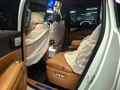 2026 Leapmotor D19 EREV 500 Premium 6-seat, белый — фото 11