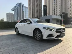 2022 Mercedes-Benz A-Class A 200 L Sedan Sport, белый — фото 3