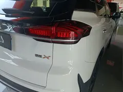 2022 Geely Atlas 1.8T DCT Smart, белый — фото 8