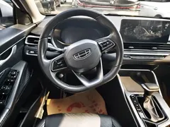 2022 Geely Emgrand 4th Gen 1.5L CVT Premium, белый — фото 7