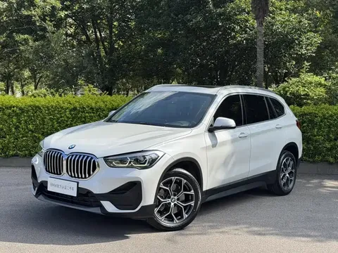 2022 BMW X1