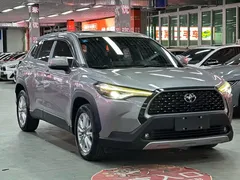 2022 Toyota Corolla Cross 2.0L Premium — фото 5