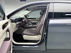 2023 Leapmotor C11 EREV 200 Comfort — фото 11