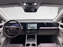 2023 Leapmotor C11 EREV 200 Comfort — фото 16