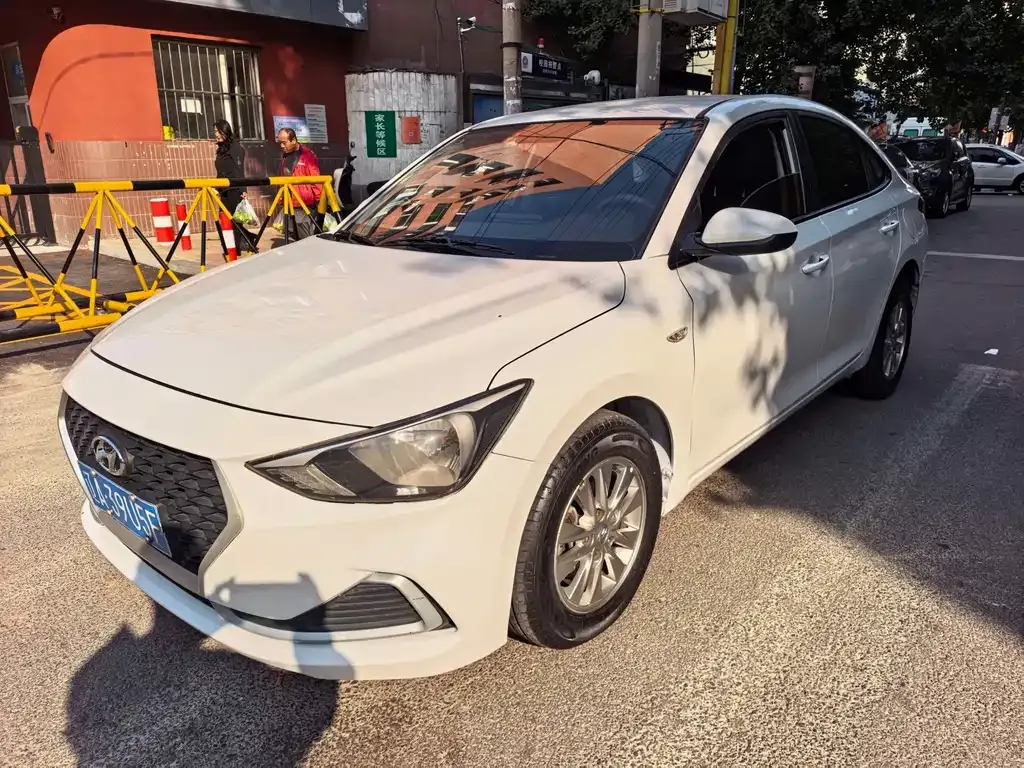 2020 Hyundai Elantra 1.6L AT GL