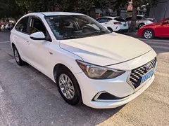 2020 Hyundai Elantra 1.6L AT GL, белый — фото 3
