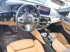 2022 BMW 5 Series 525i M Sport Package, зелёный — фото 11