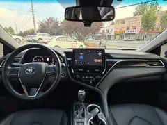 2021 Toyota Camry 2.5G Luxury, чёрный — фото 9