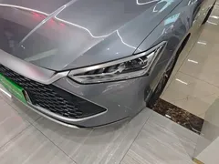 2024 BYD Qin PLUS Honor DM-i PHEV 55km Leading — фото 24