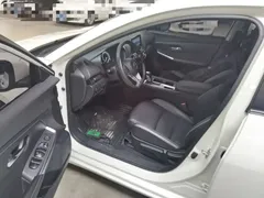 2021 Nissan Sylphy 1.6L XL CVT, белый — фото 16