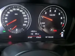 2023 BMW X2 M Off-road Package, белый — фото 6