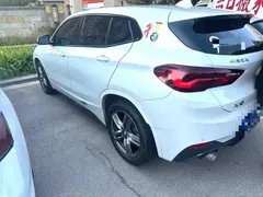 2023 BMW X2 M Off-road Package, белый — фото 8