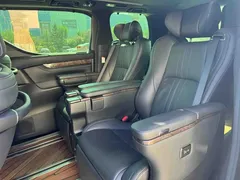 2023 Toyota Vellfire Crown Hybrid 2.5L HV Premium, чёрный — фото 8