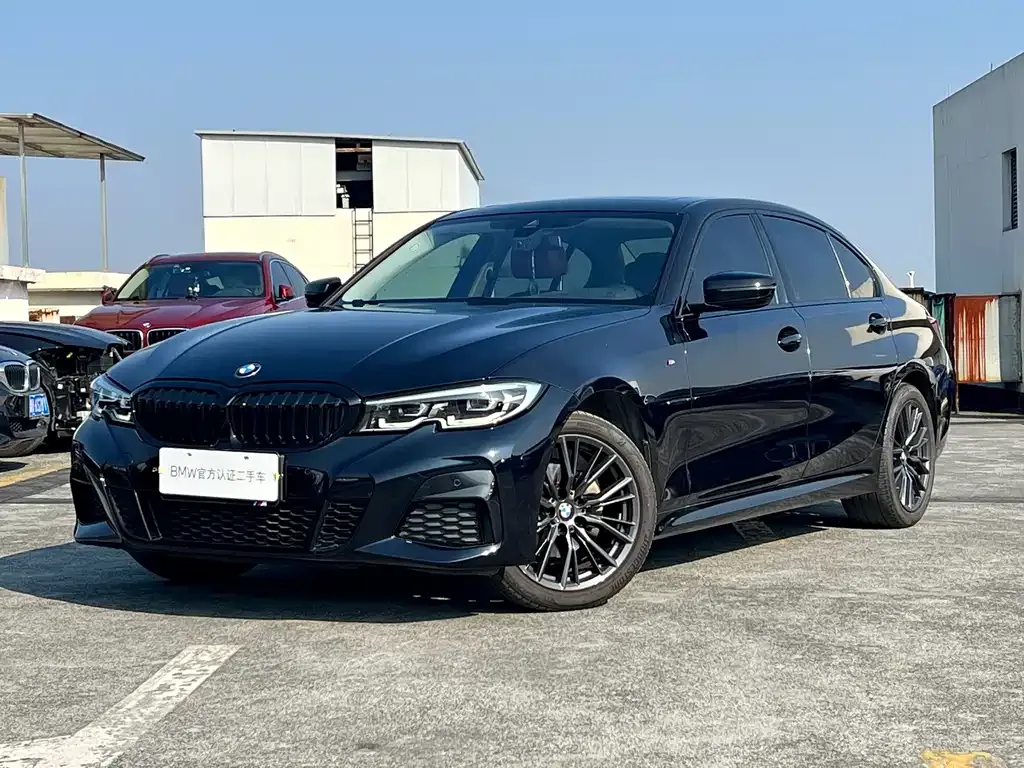 2022 BMW 3 Series 325Li M Sport Dark Package