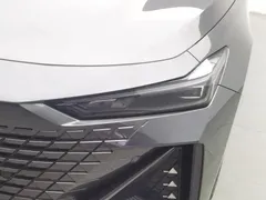 2022 Changan UNI-V 1.5T Premium — фото 7