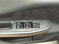2022 Changan UNI-V 1.5T Premium — фото 9