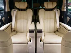 2021 Toyota Alphard Hybrid 2.5L Premium, белый — фото 12