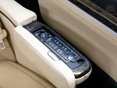2021 Toyota Alphard Hybrid 2.5L Premium, белый — фото 16