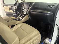 2021 Toyota Alphard Hybrid 2.5L Premium, белый — фото 4