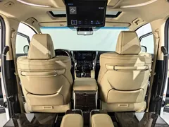 2021 Toyota Alphard Hybrid 2.5L Premium, белый — фото 7