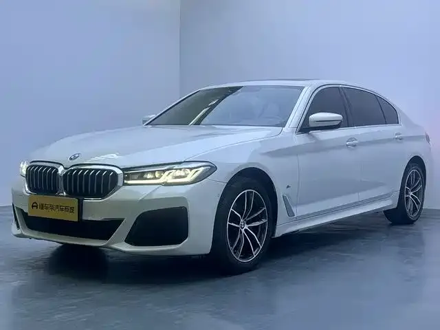 2022 BMW 5 Series 525Li M Sport Package