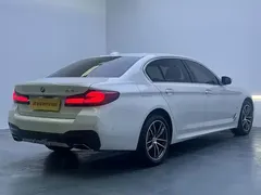 2022 BMW 5 Series 525Li M Sport Package, белый — фото 5