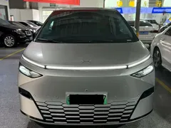 2024 Xpeng X9 640 4WD High Performance Max — фото 9