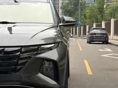 2023 Hyundai Tucson L 1.5T AT 2WD LUX Premium — фото 3