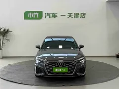 2022 Audi A3L Limousine 35 TFSI Luxury Sport — фото 2