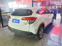 2020 Honda Vezel 220 TURBO CVT Elite, белый — фото 3
