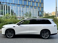 2024 Leapmotor C16 EREV 200 Premium, белый — фото 3