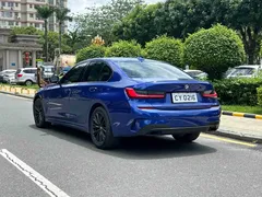 2022 BMW 3 Series 330i M Sport Night Package, синий — фото 9