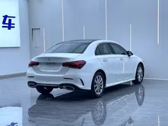 2022 Mercedes-Benz A-Class A 200 L Sedan Sport, белый — фото 13