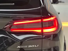 2022 BMW X5 30Li Premium M Sport Package, чёрный — фото 18